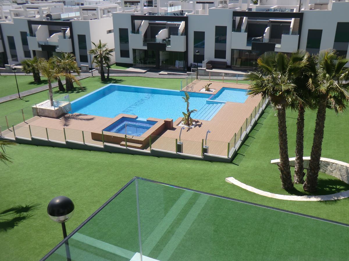 Casas Holiday - Los Altos Торевиеха Екстериор снимка